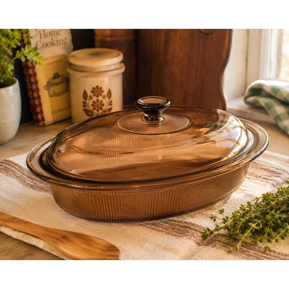 Vision‎ Corning Amber Glass Covered Casserole Dish w Lid V24C